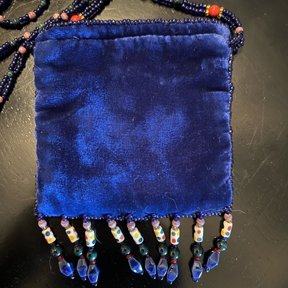 Exotic card and coin purse purchased in Dubai. - Picture 3 of 7